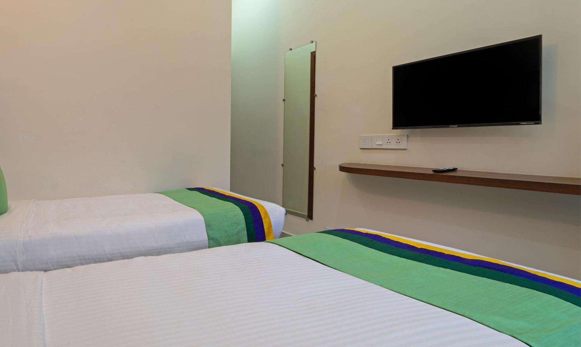 Itsy Hotels Avani Stays, Vyttila, Kochi Esterno foto